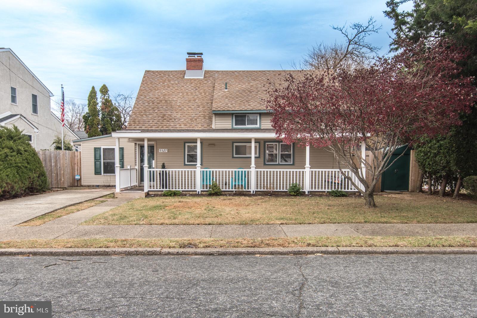 ACADEMY GARDENS - Residential