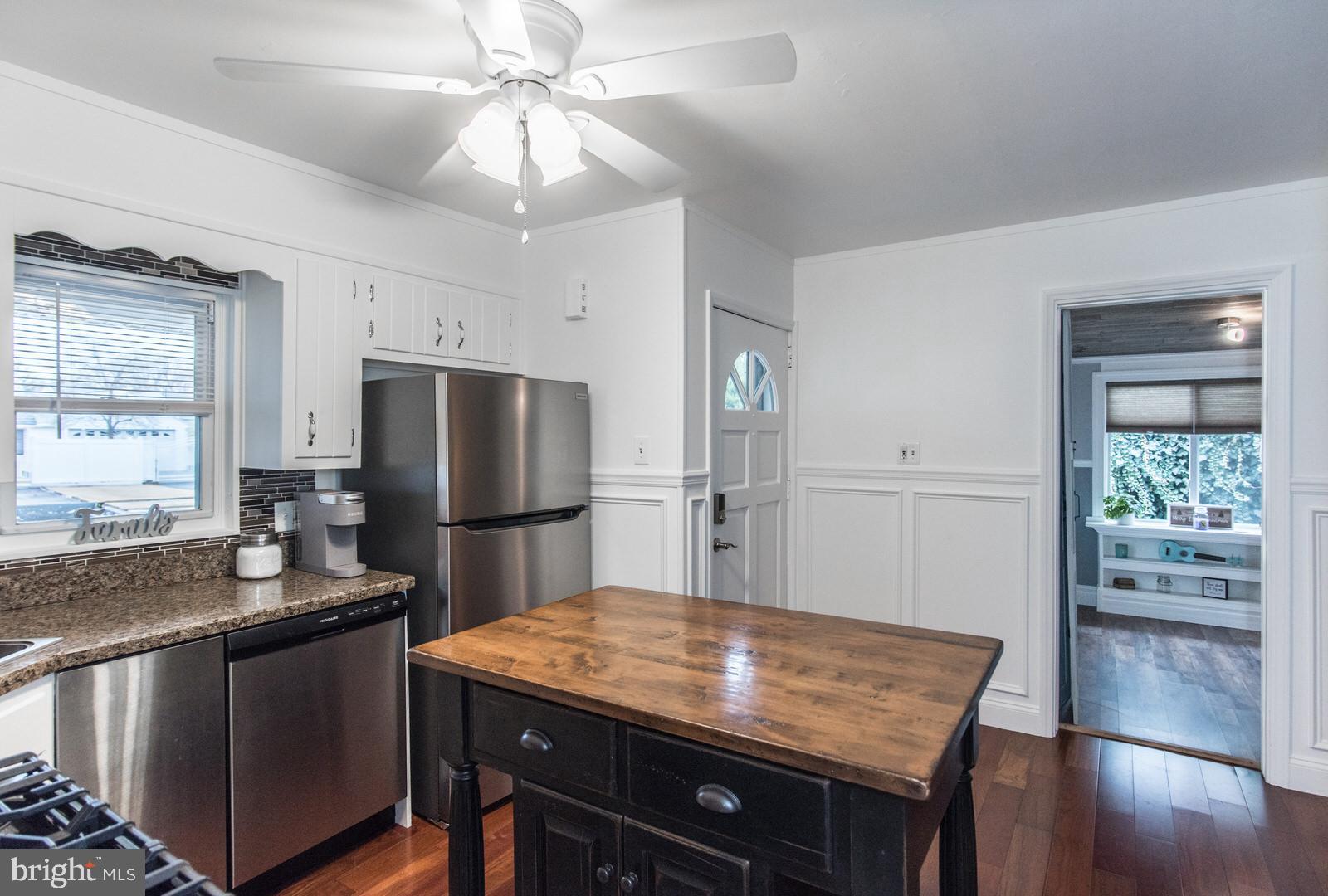 ACADEMY GARDENS - Residential