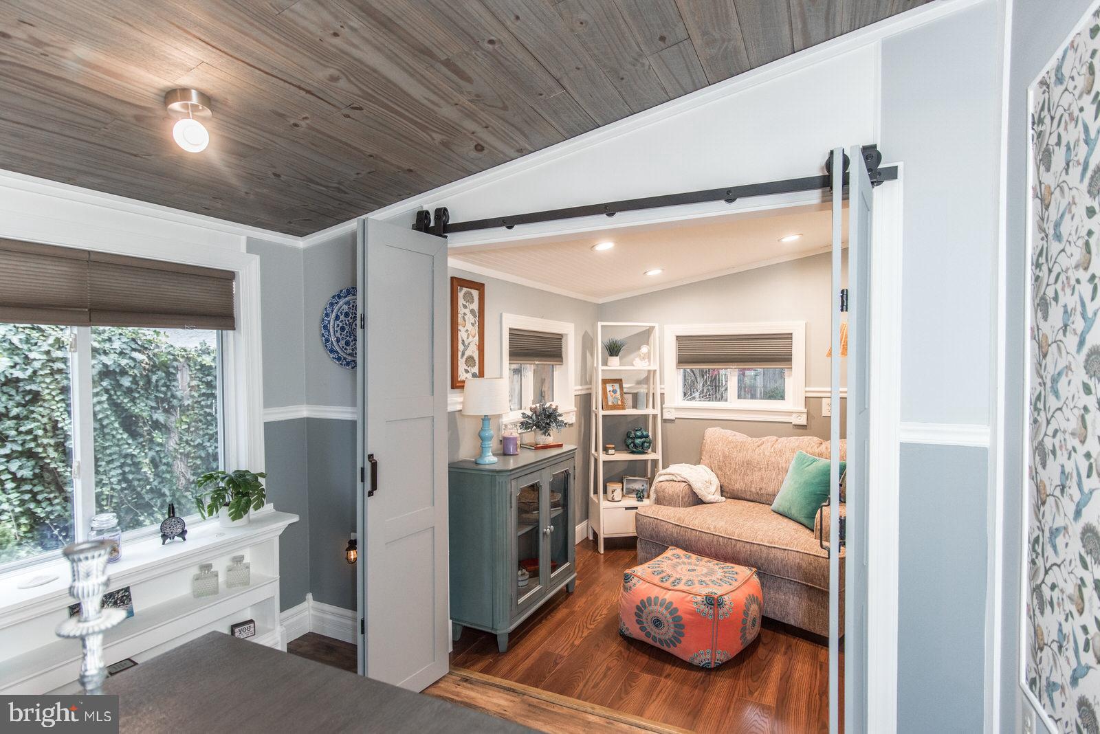 ACADEMY GARDENS - Residential