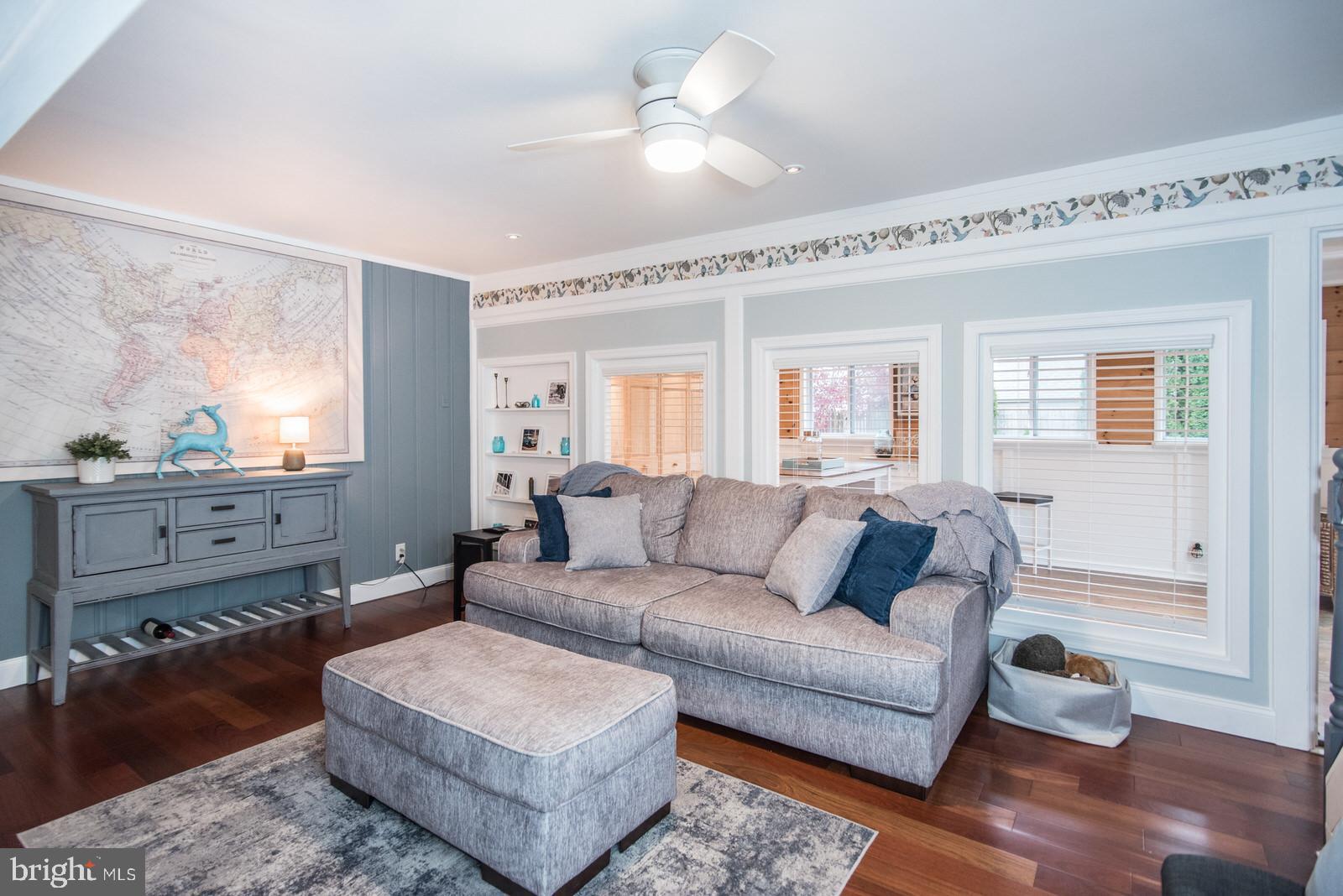 ACADEMY GARDENS - Residential