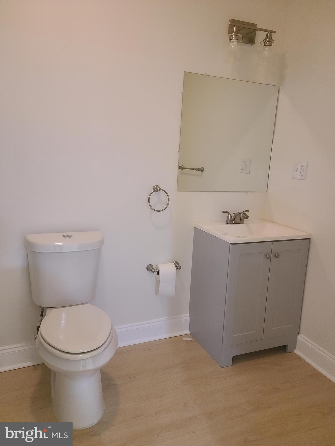 VILLAGE OF BAYBERRY - Residential Lease