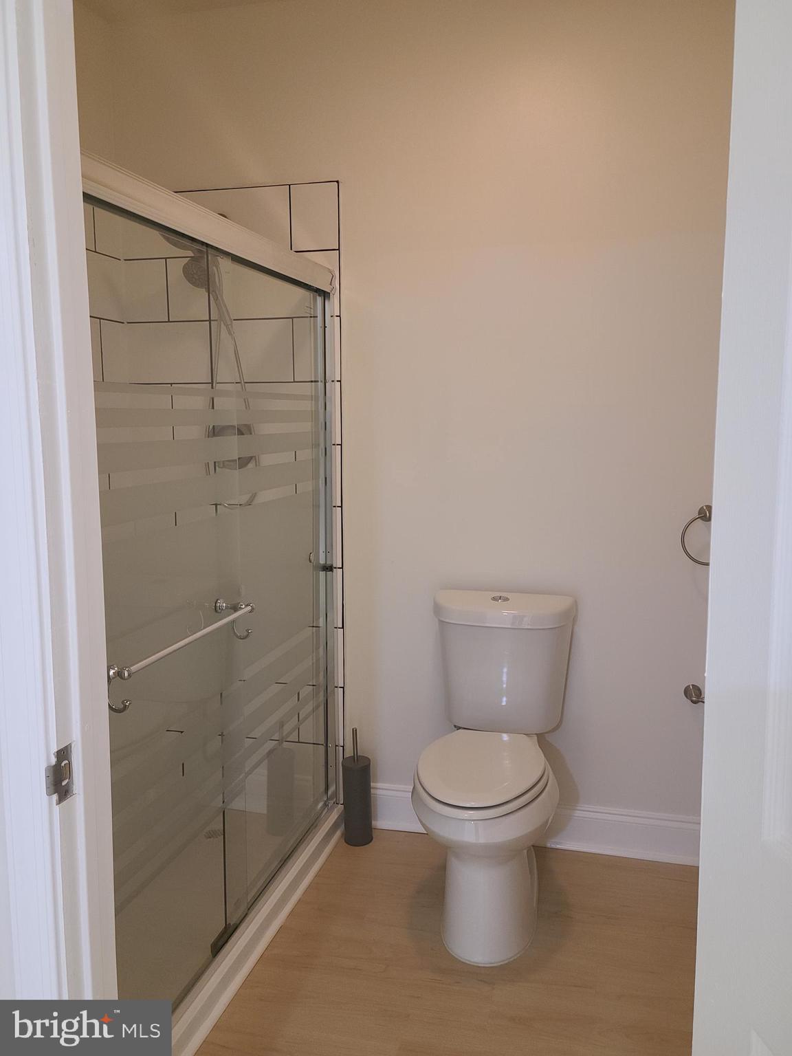 VILLAGE OF BAYBERRY - Residential Lease