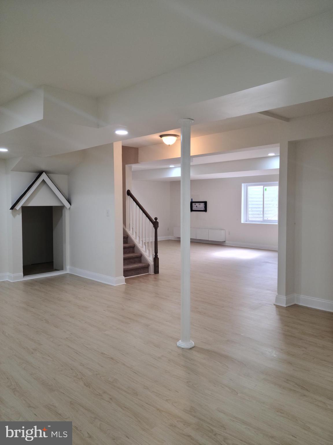 VILLAGE OF BAYBERRY - Residential Lease