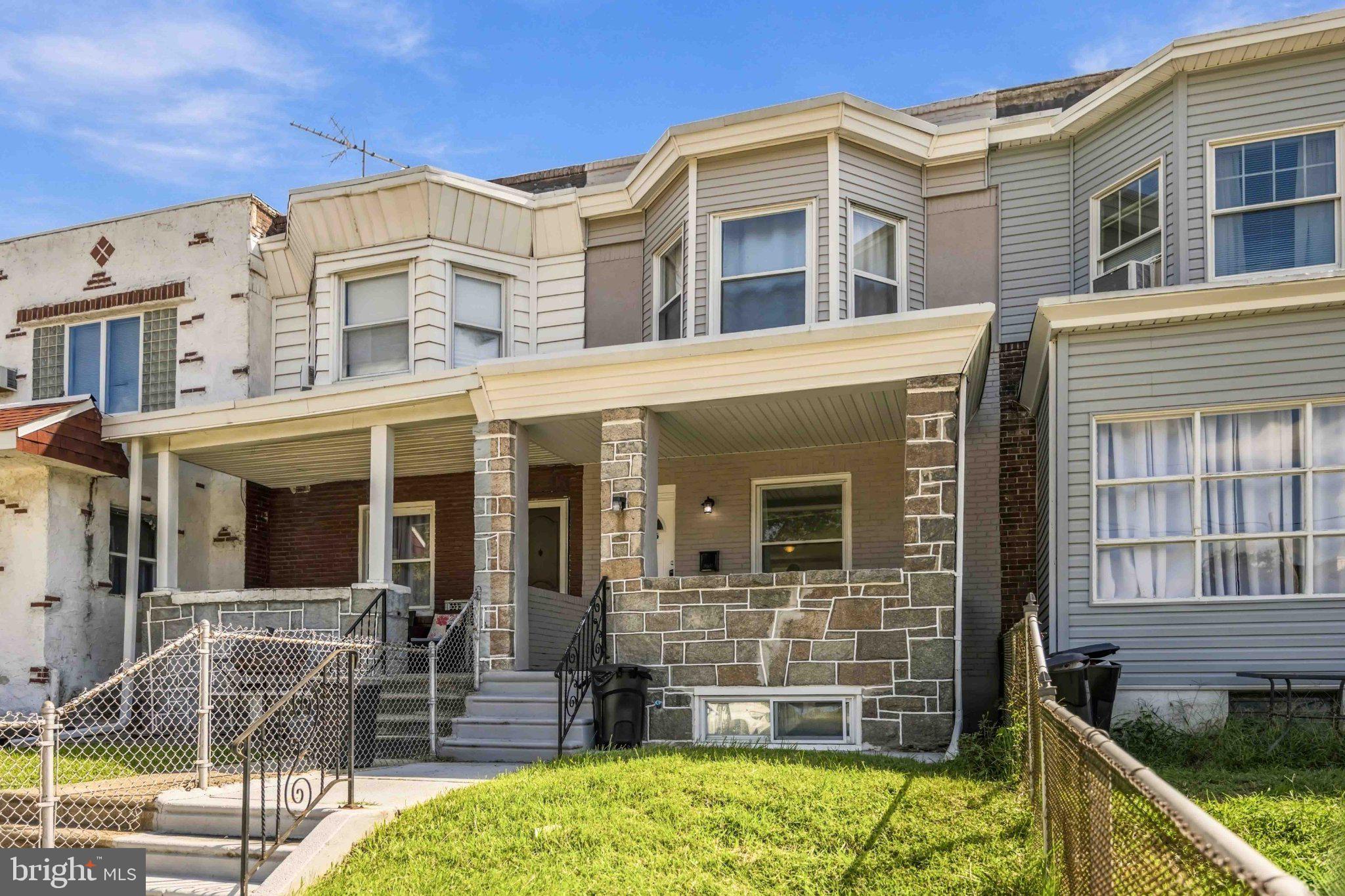 7206 DICKS AVENUE