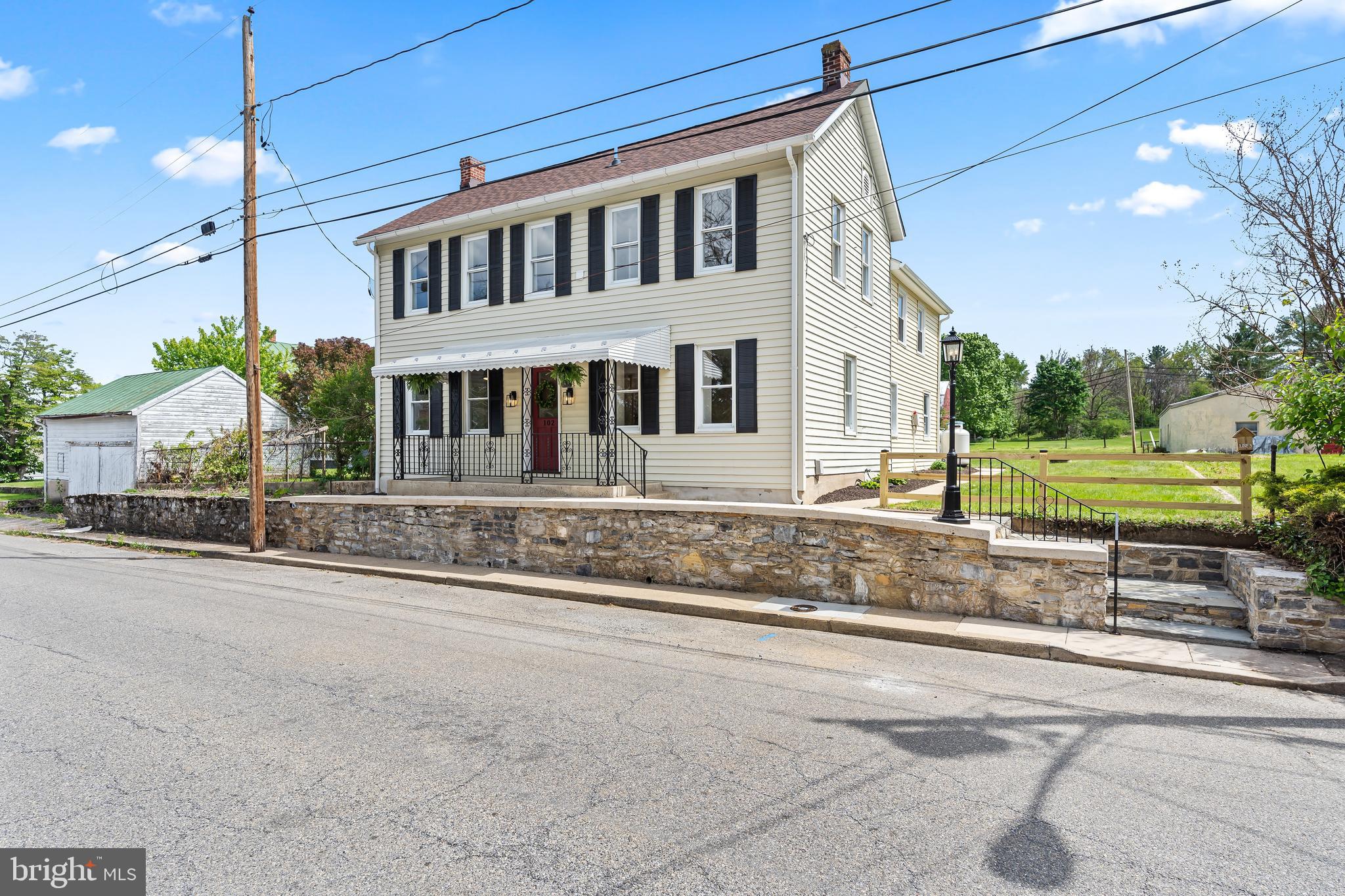 SHARPSBURG - Residential