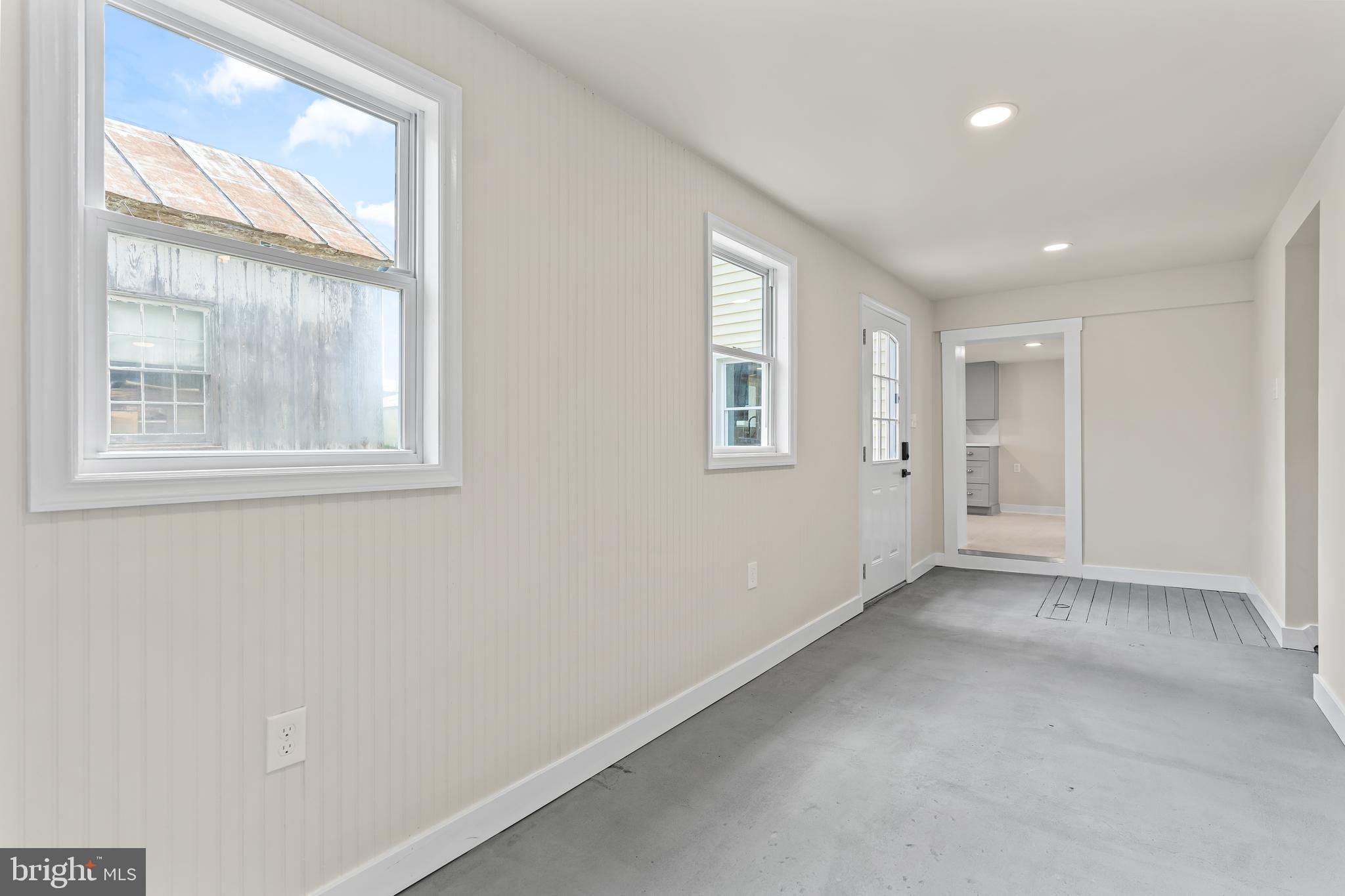 SHARPSBURG - Residential