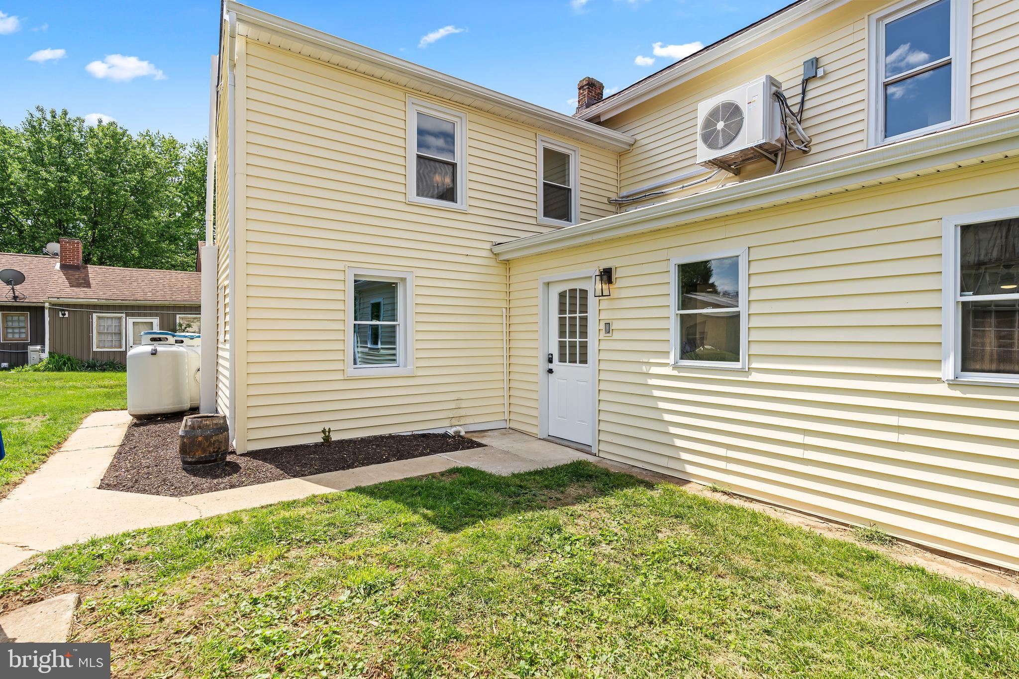 SHARPSBURG - Residential