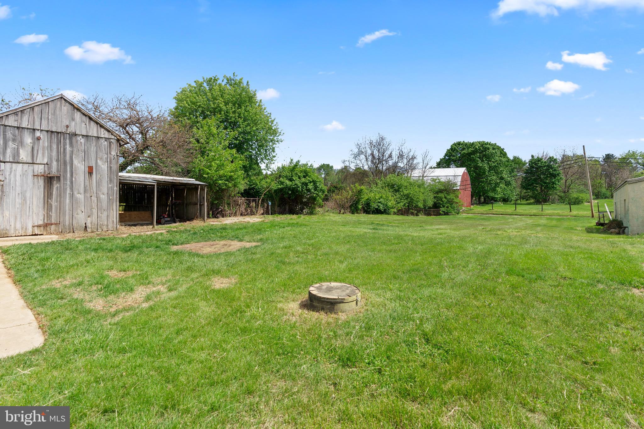 SHARPSBURG - Residential