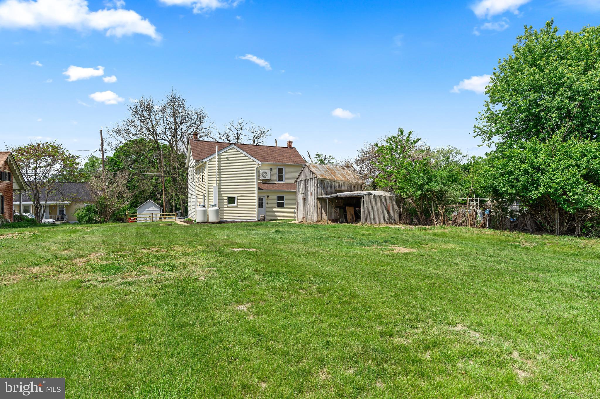 SHARPSBURG - Residential