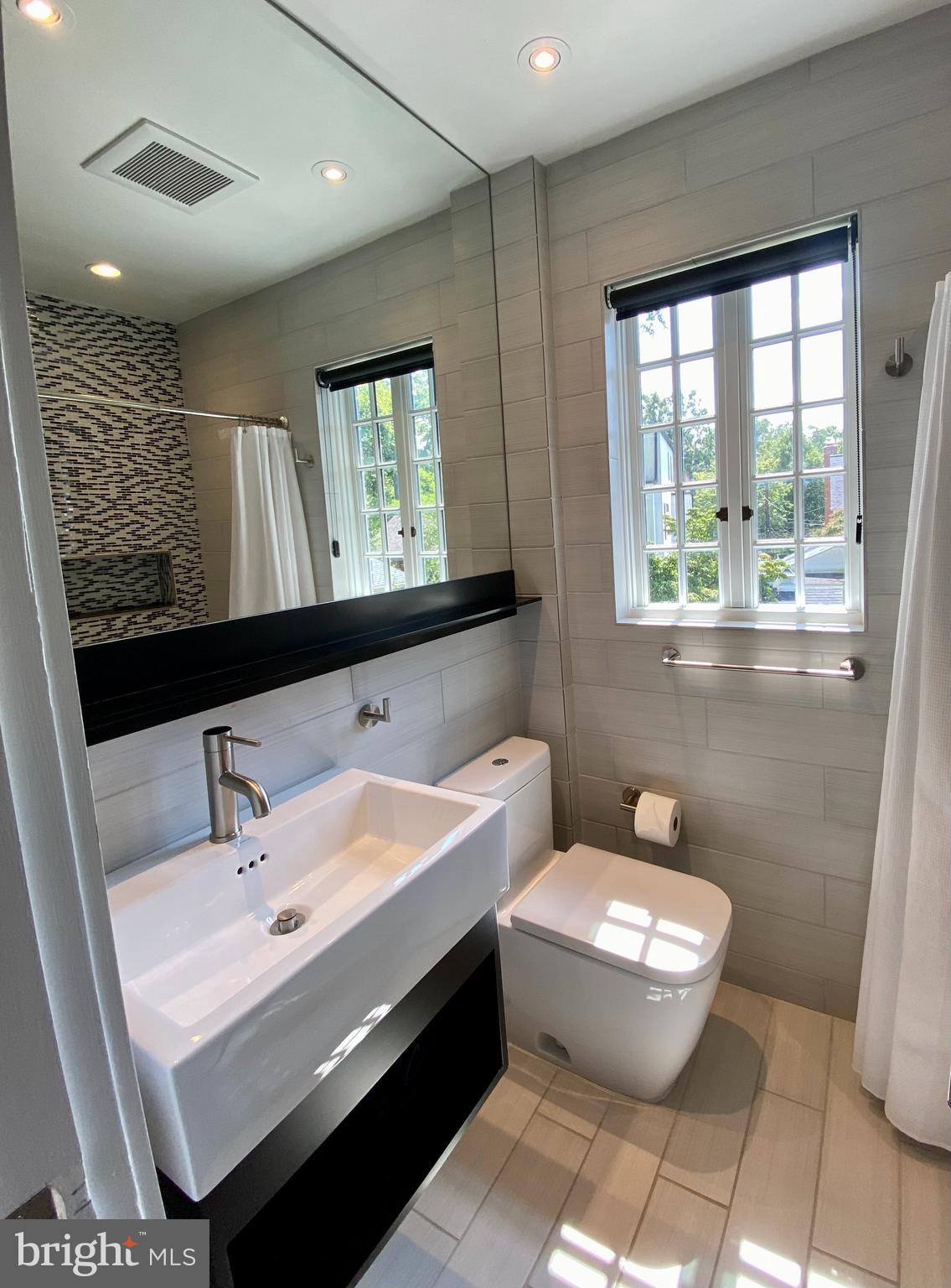 BRADLEY HILLS - Residential