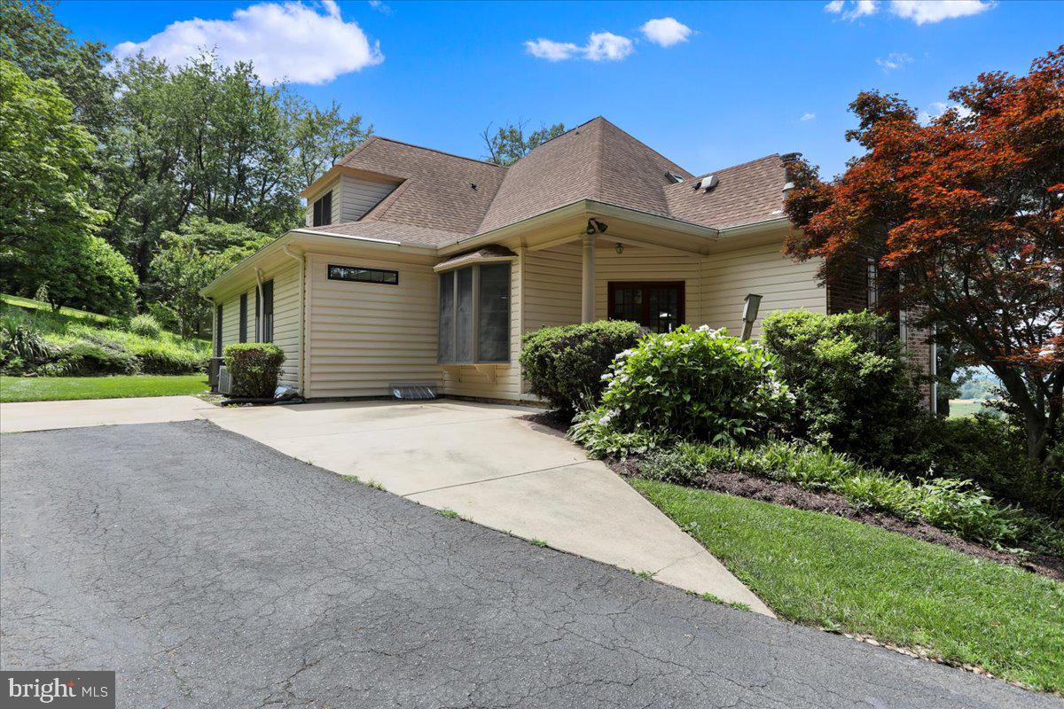 VALLEY HEIGHTS - Residential