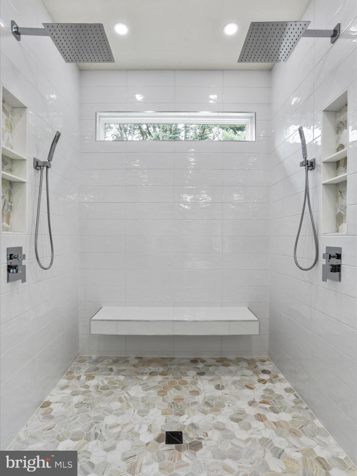 VALLEY HEIGHTS - Residential