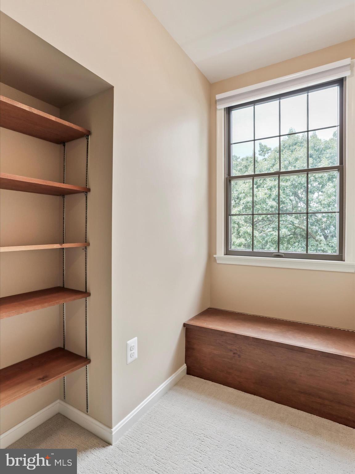 VALLEY HEIGHTS - Residential