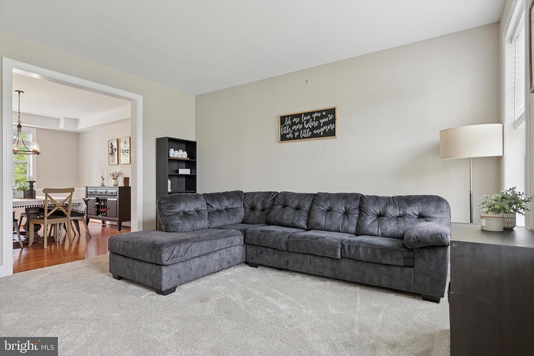5932 WOODRIDGE DRIVE