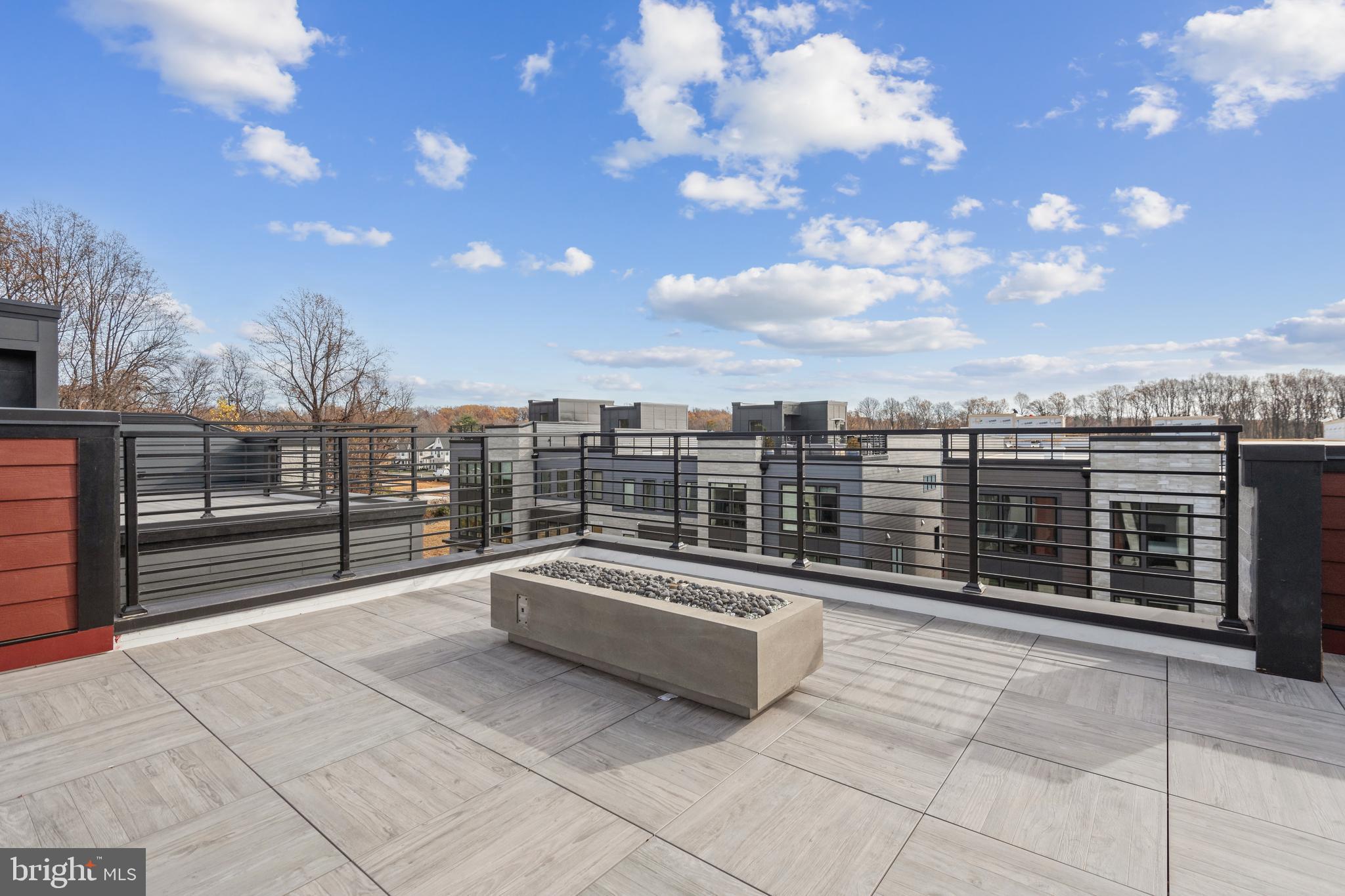 AMALYN - Residential