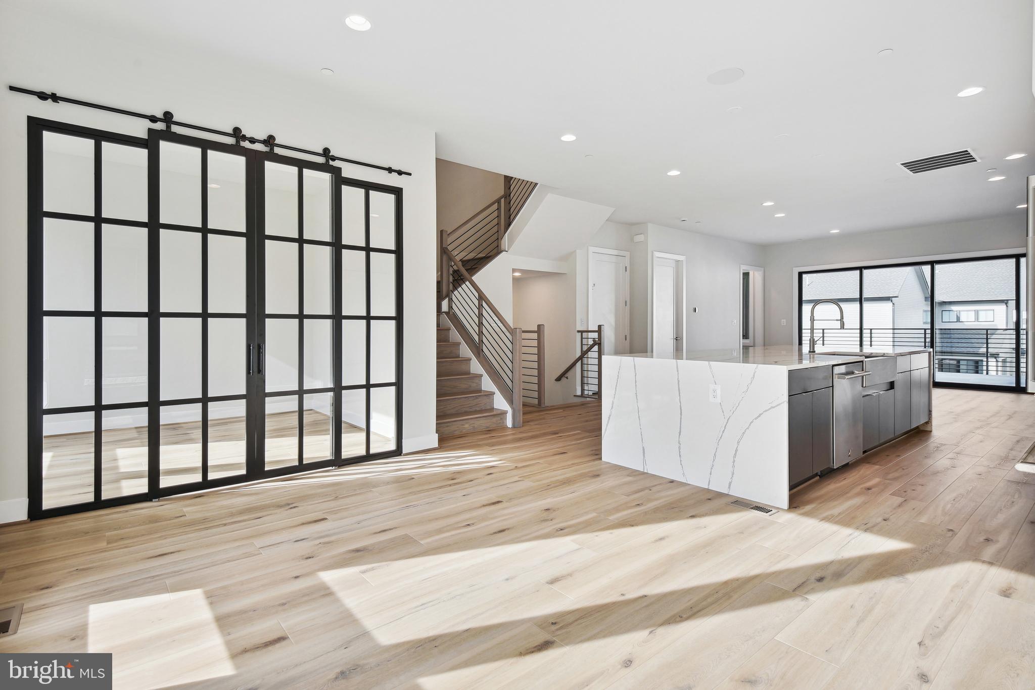 AMALYN - Residential