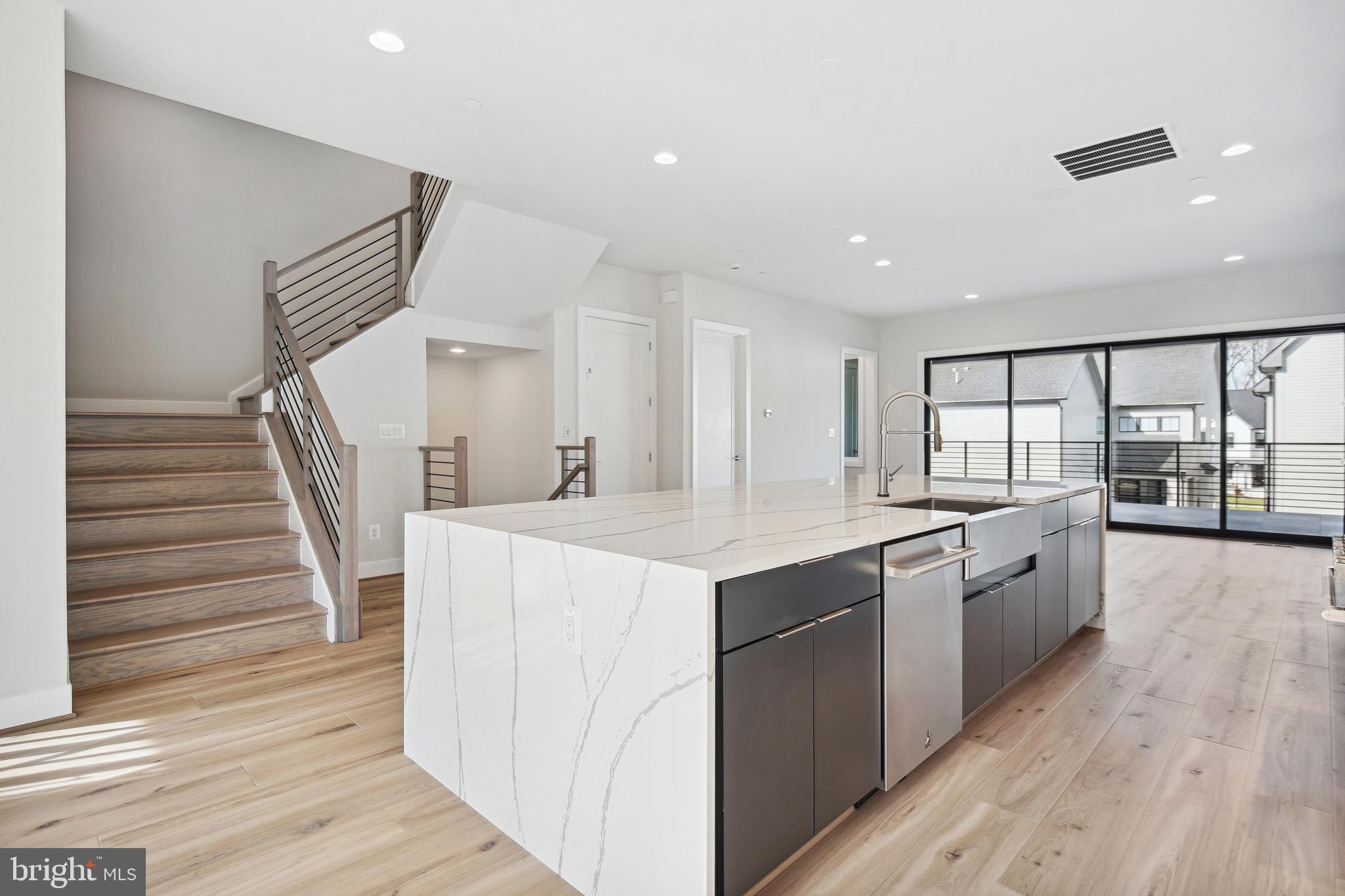 AMALYN - Residential