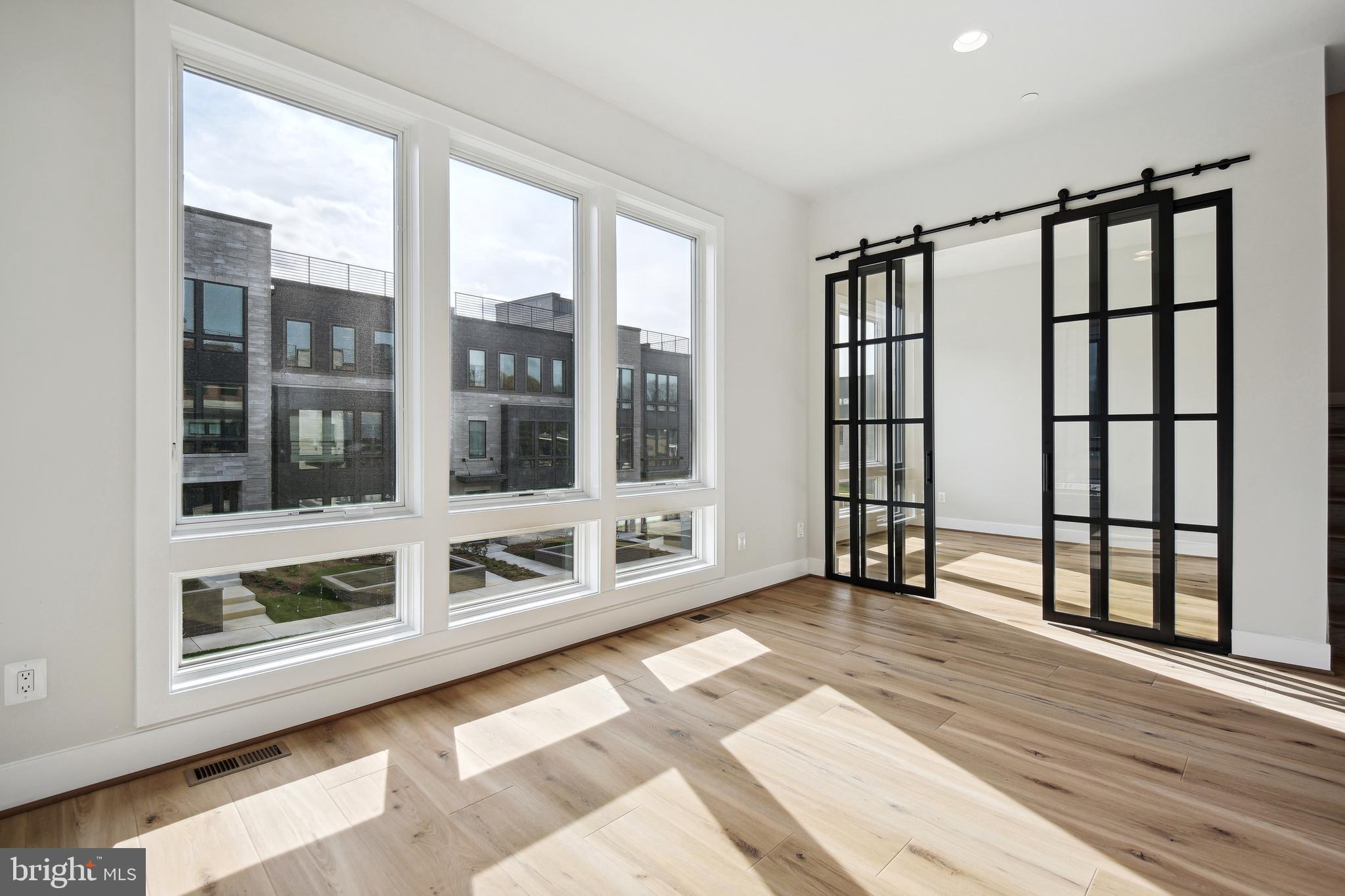 AMALYN - Residential