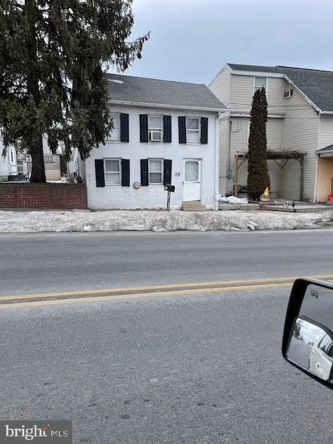 Homes For Sale - 153 W King Street<br/> ABBOTTSTOWN, PA 17301