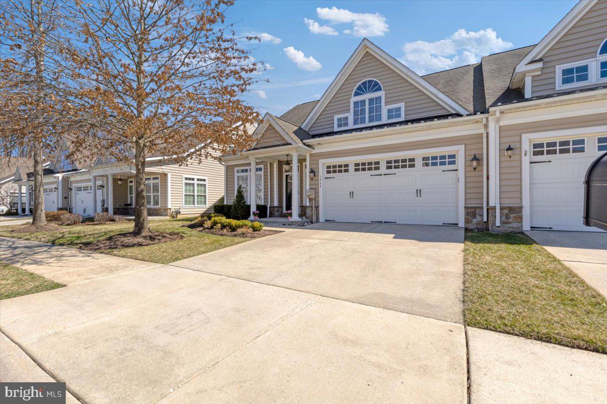 COLDSTREAM CROSSING - Residential