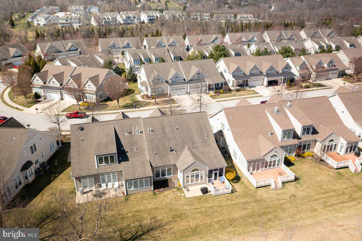 COLDSTREAM CROSSING - Residential