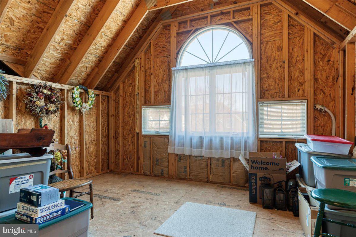 COLDSTREAM CROSSING - Residential