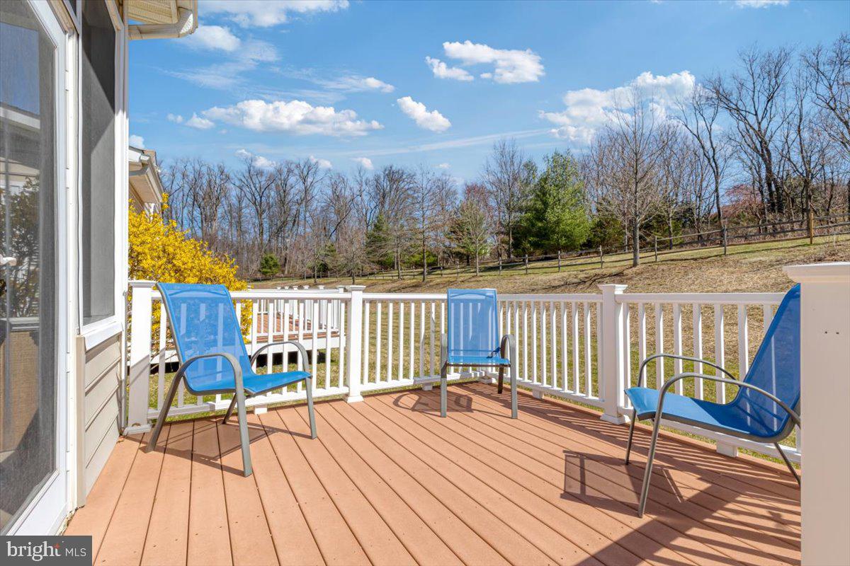 COLDSTREAM CROSSING - Residential