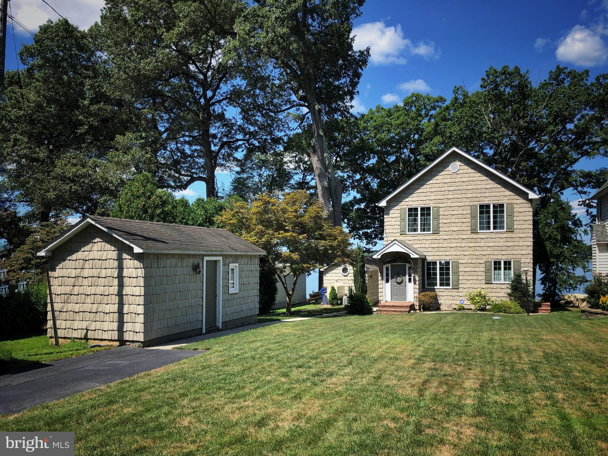 FOREST GREENS - Residential