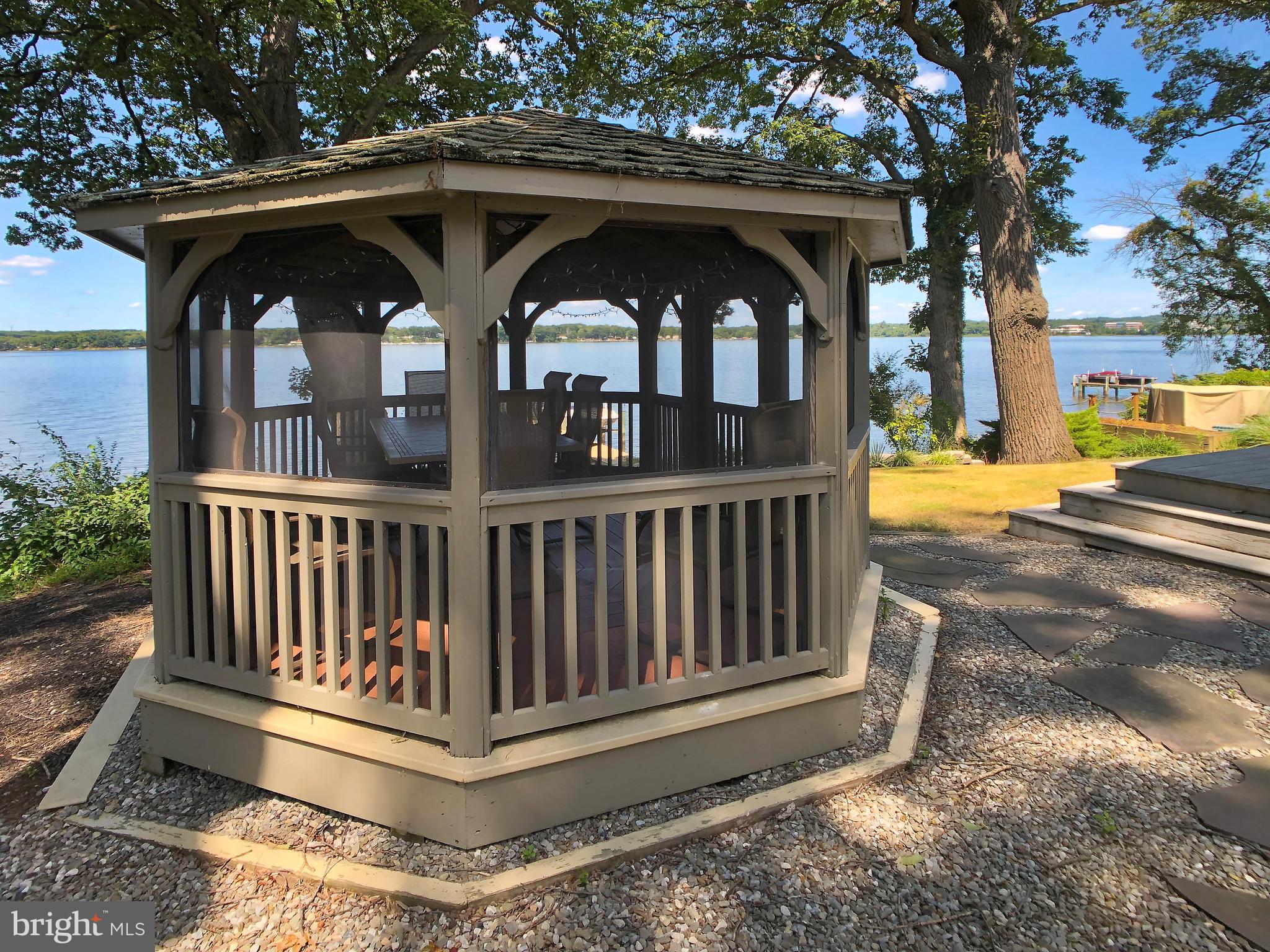 FOREST GREENS - Residential