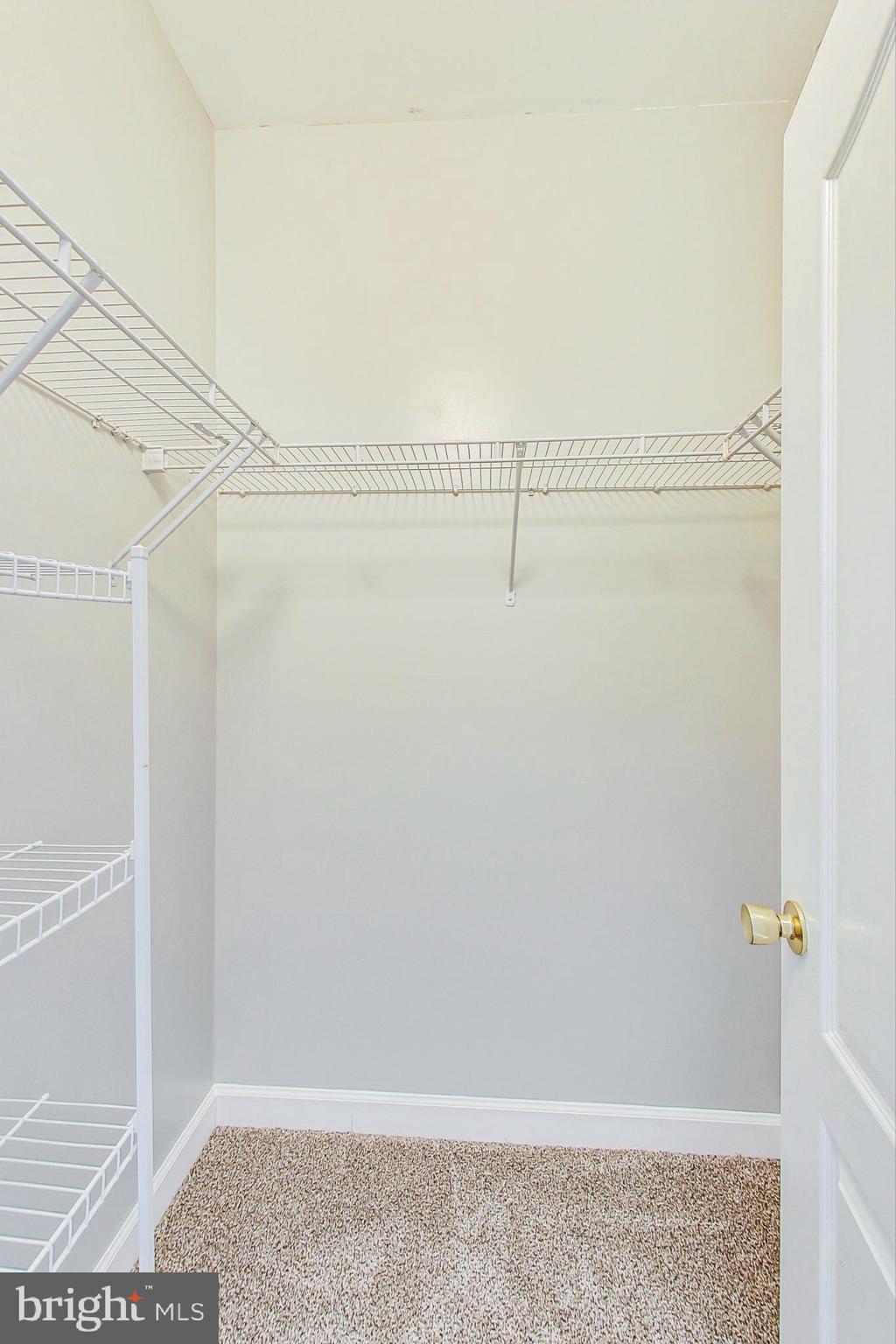 RUSSETT - Residential Lease