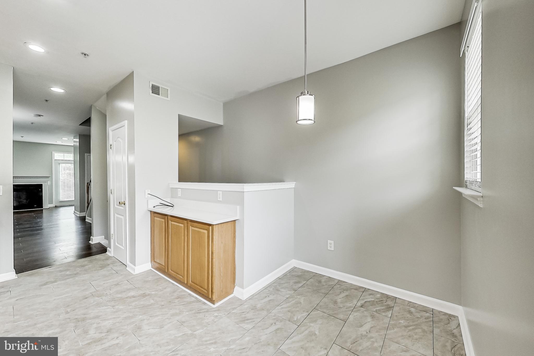 RUSSETT - Residential Lease