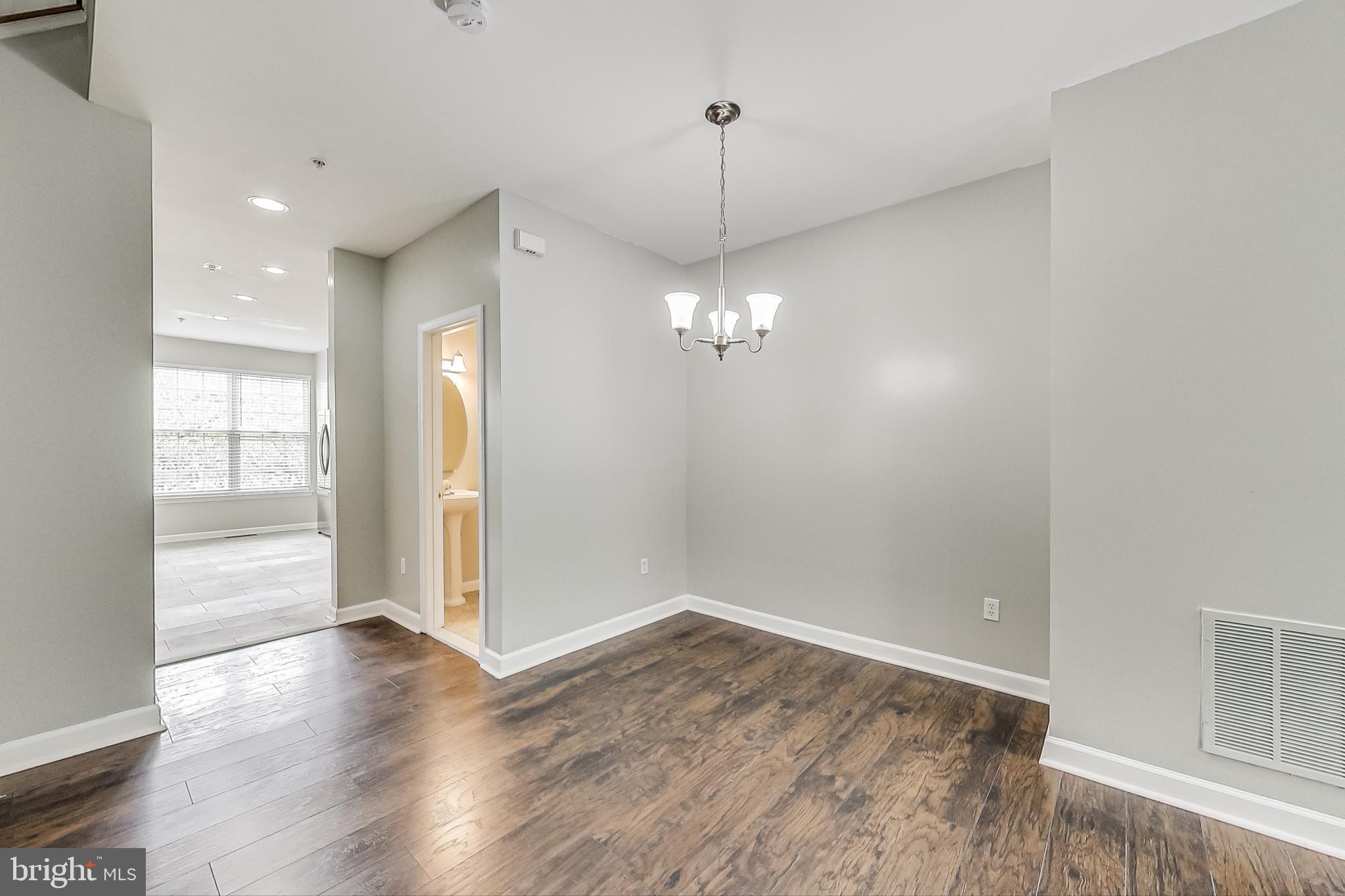 RUSSETT - Residential Lease