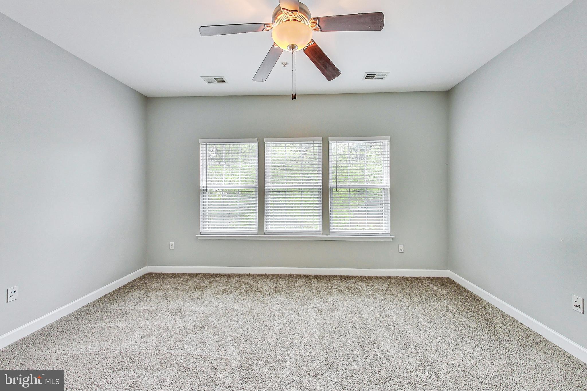 RUSSETT - Residential Lease