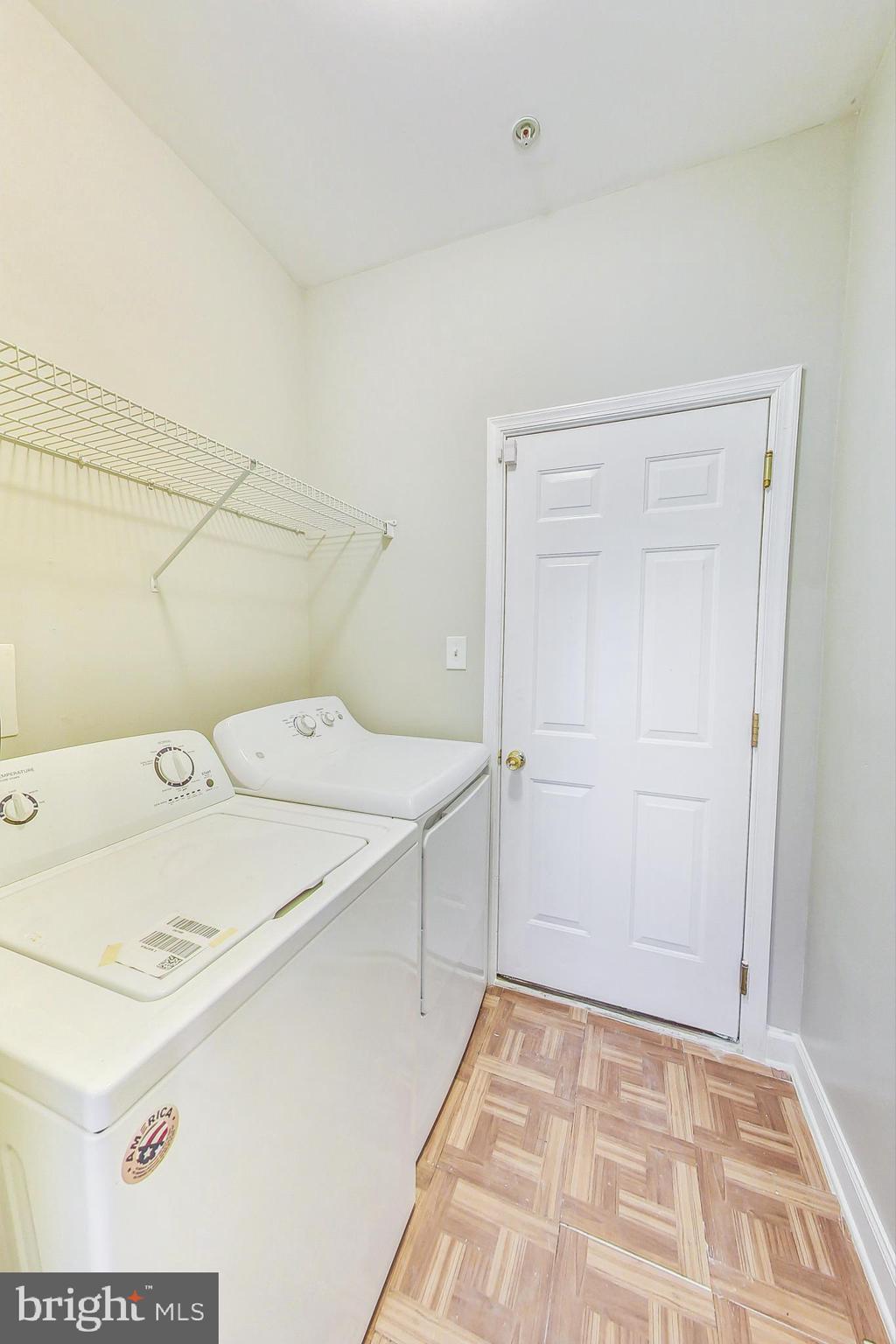 RUSSETT - Residential Lease