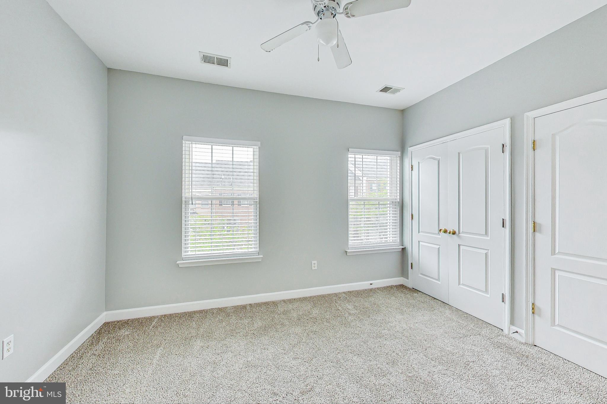 RUSSETT - Residential Lease