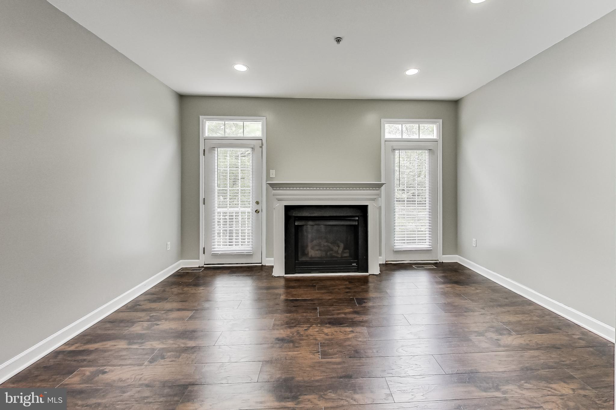 RUSSETT - Residential Lease