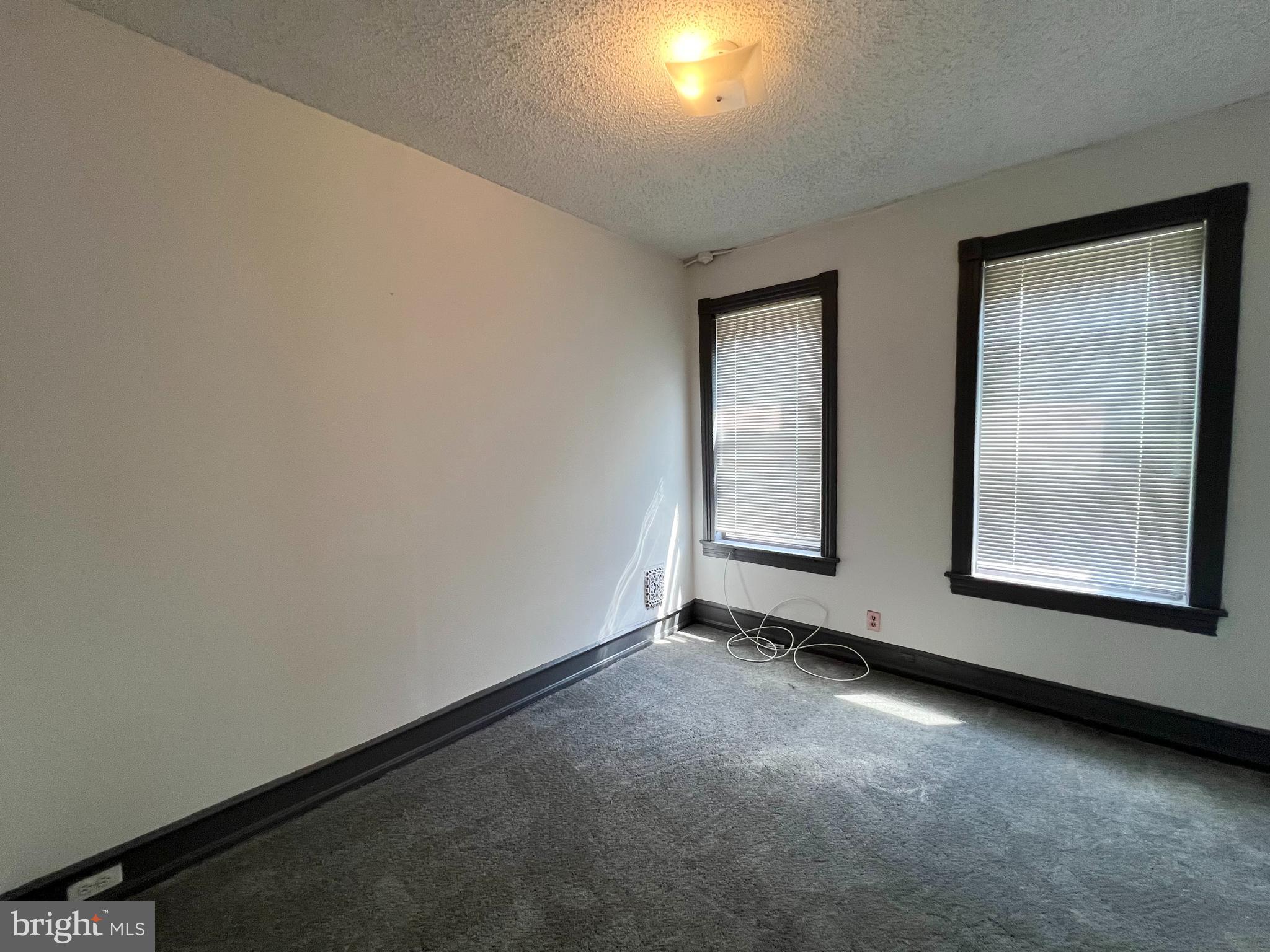 COBBS CREEK - Residential