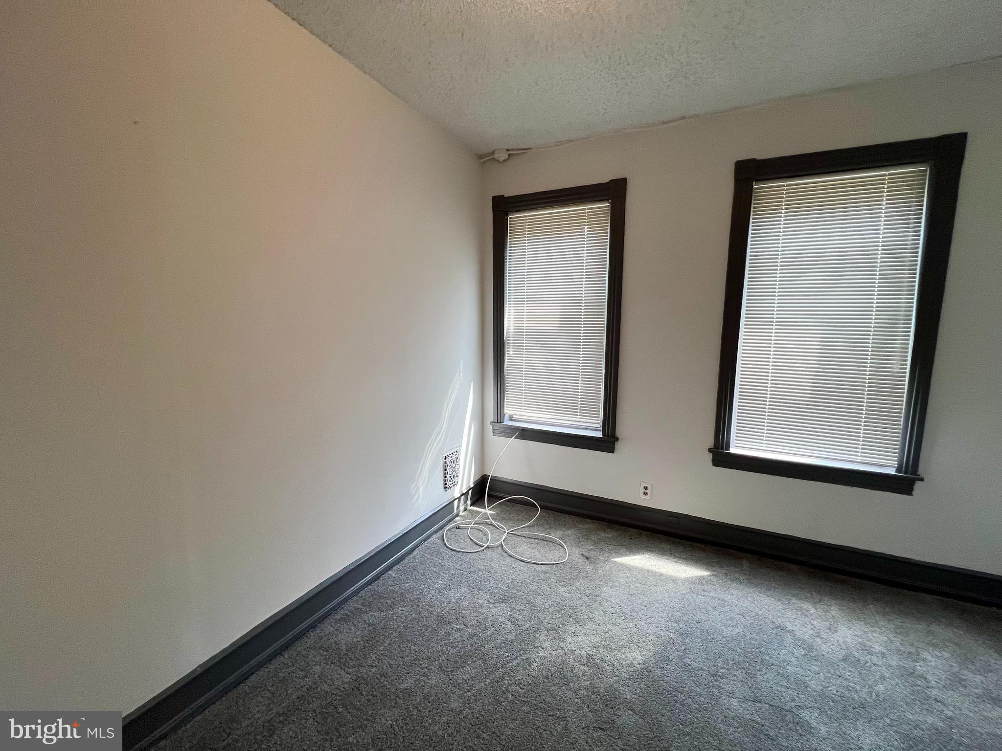 COBBS CREEK - Residential