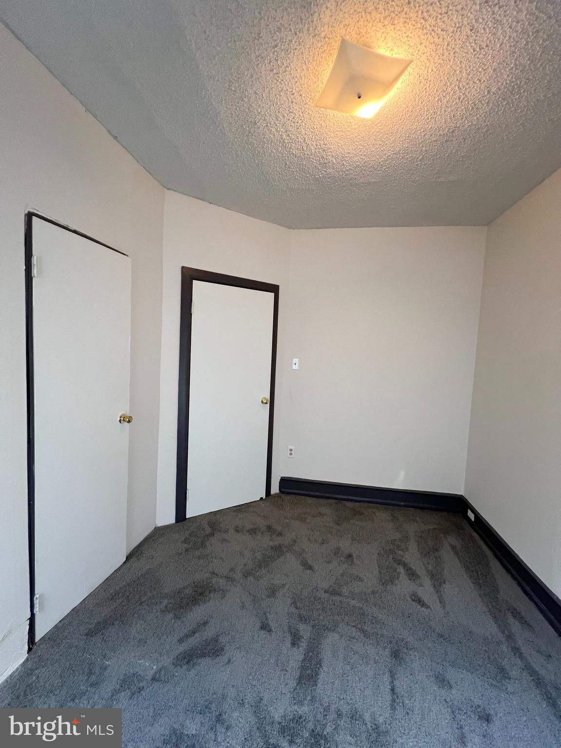 COBBS CREEK - Residential