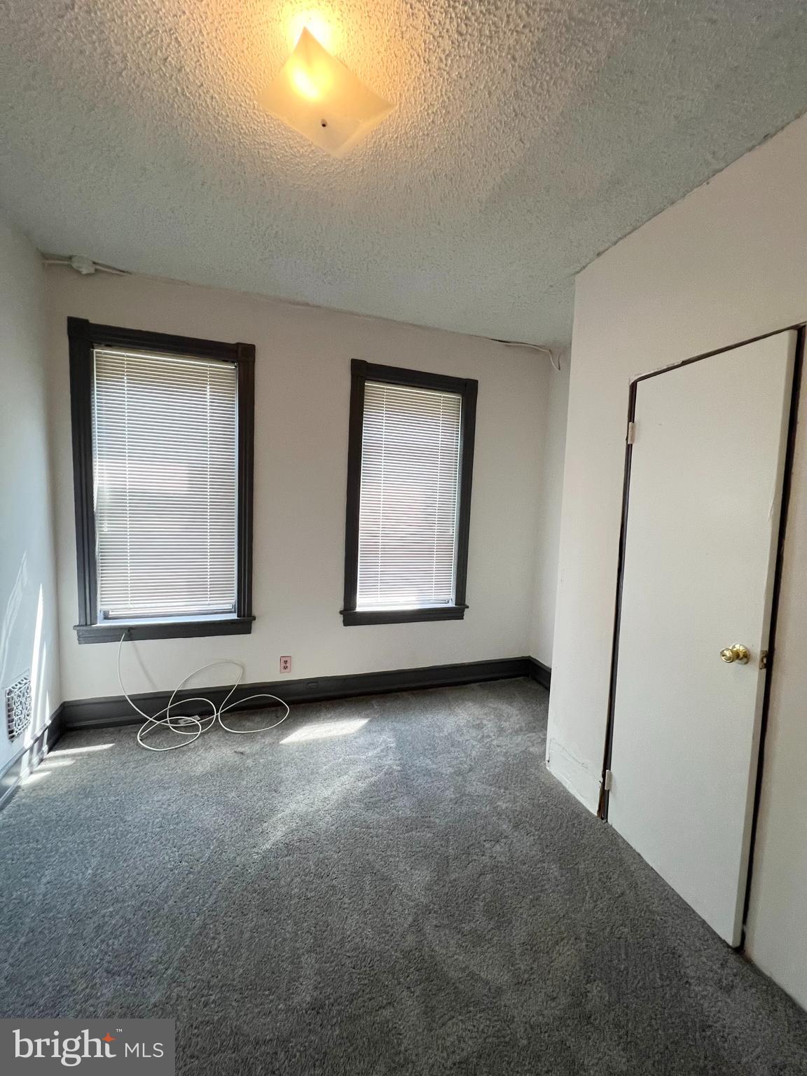 COBBS CREEK - Residential