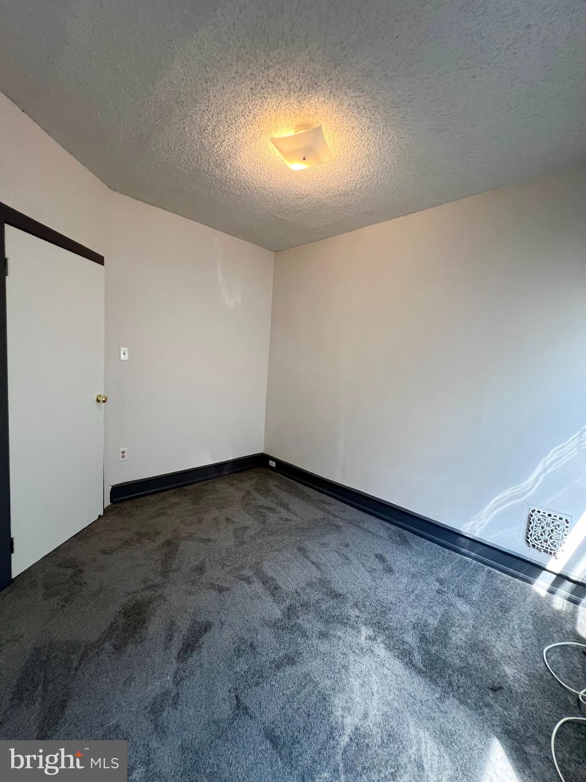 COBBS CREEK - Residential