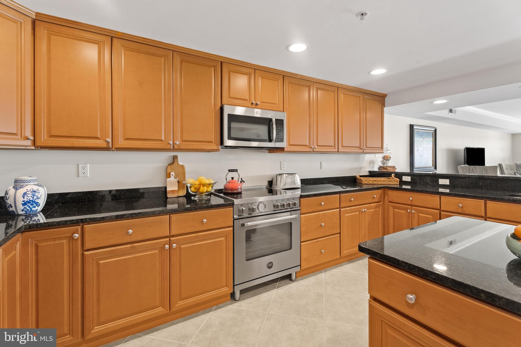 MALLARD COVE ON THE BAY - Residential