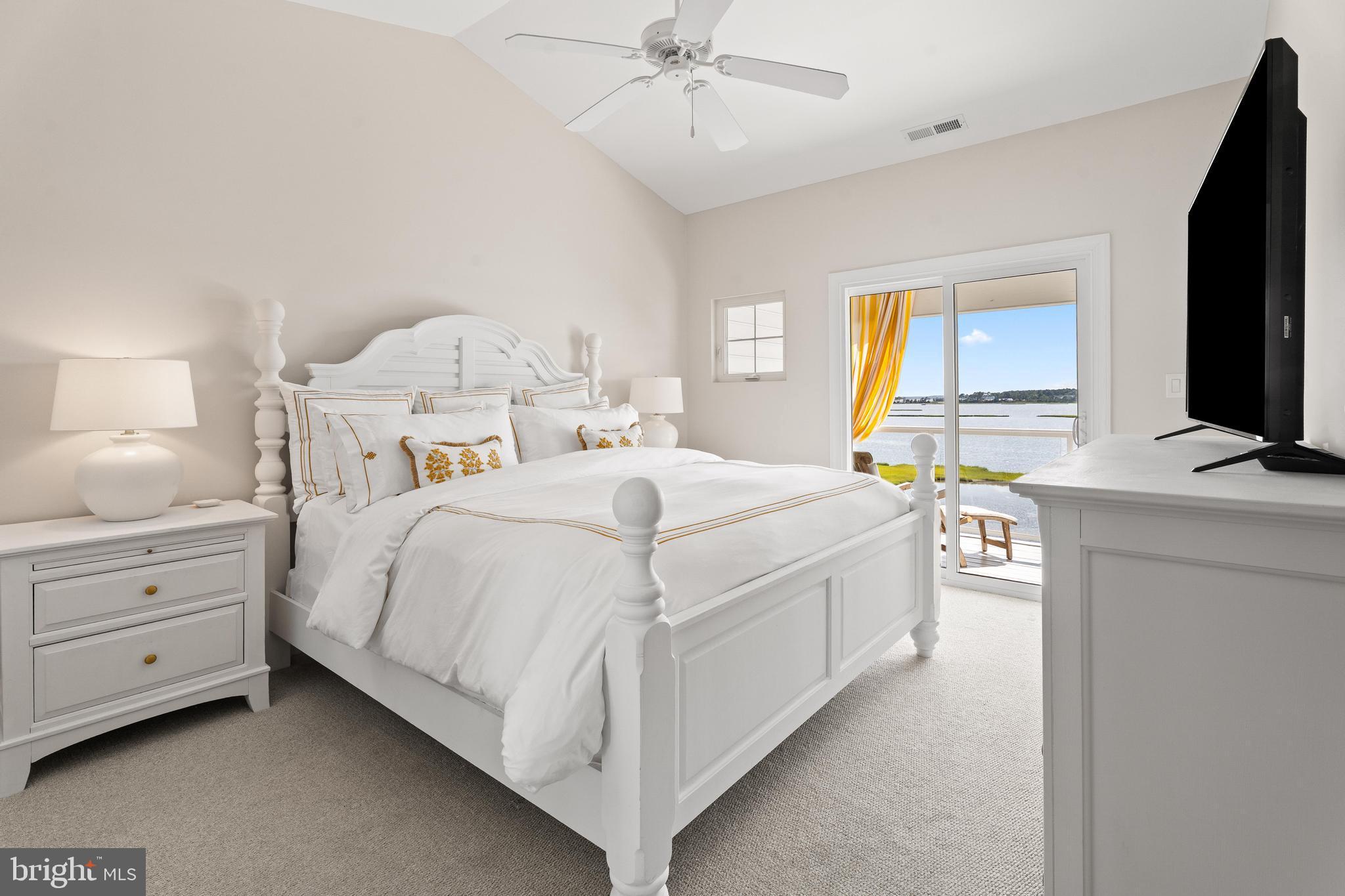 MALLARD COVE ON THE BAY - Residential