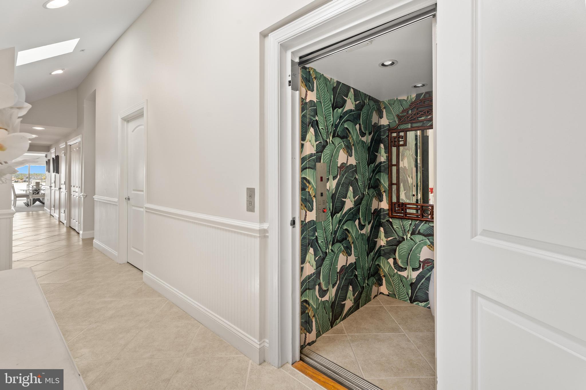 MALLARD COVE ON THE BAY - Residential