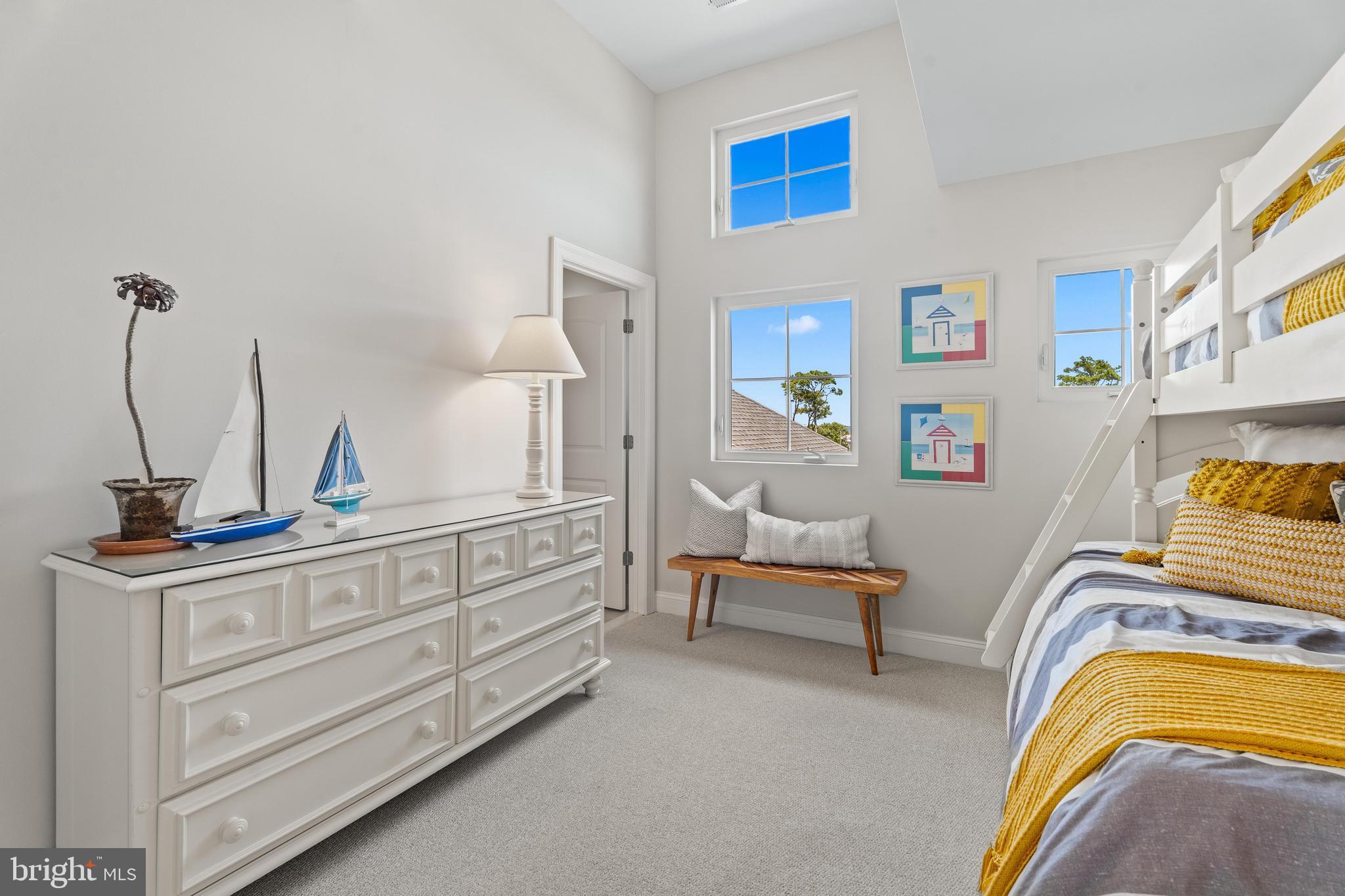 MALLARD COVE ON THE BAY - Residential