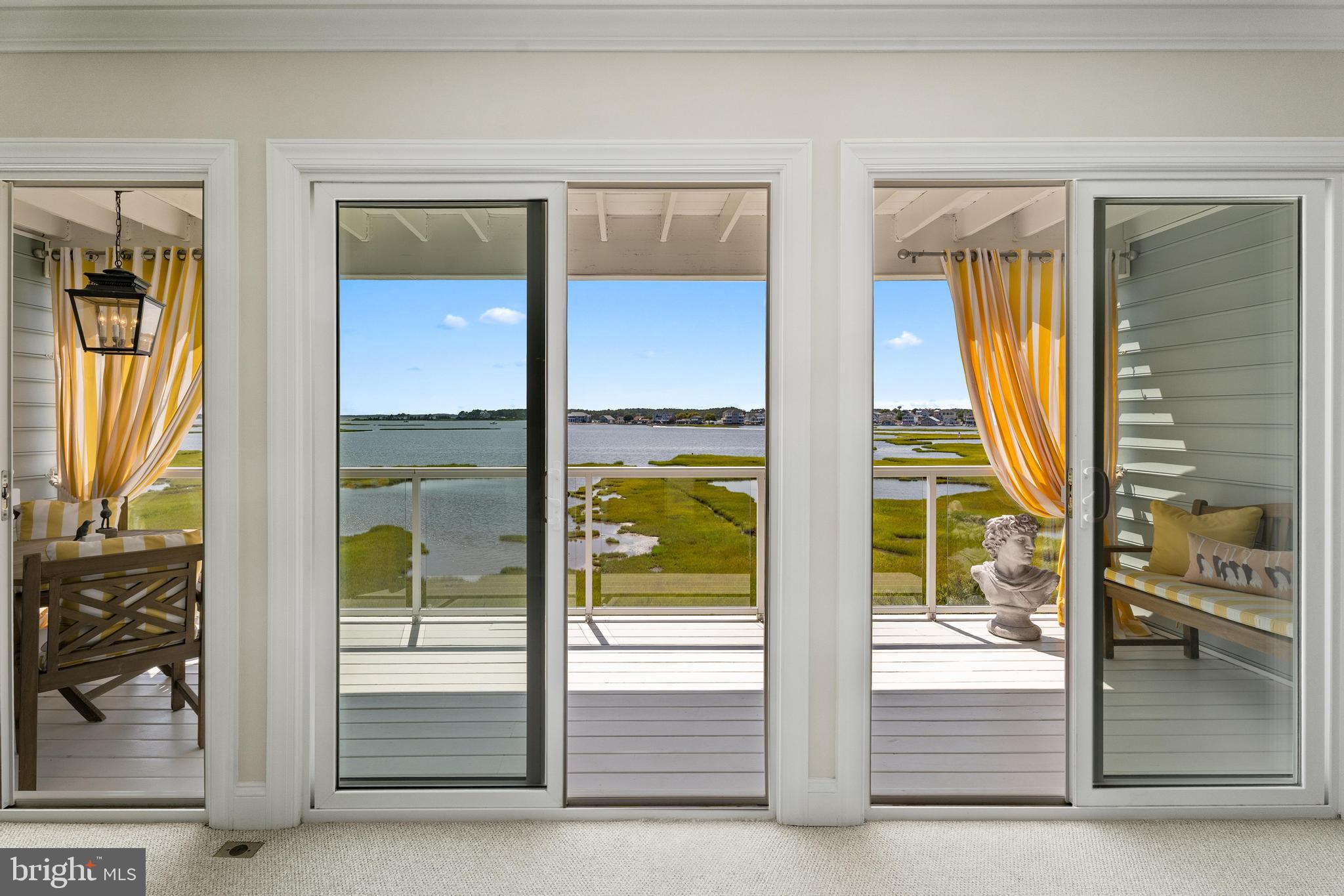 MALLARD COVE ON THE BAY - Residential