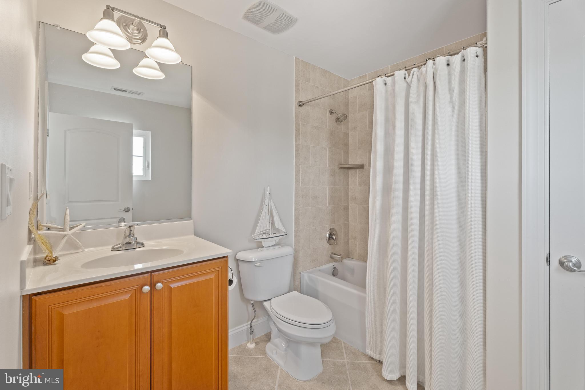 MALLARD COVE ON THE BAY - Residential