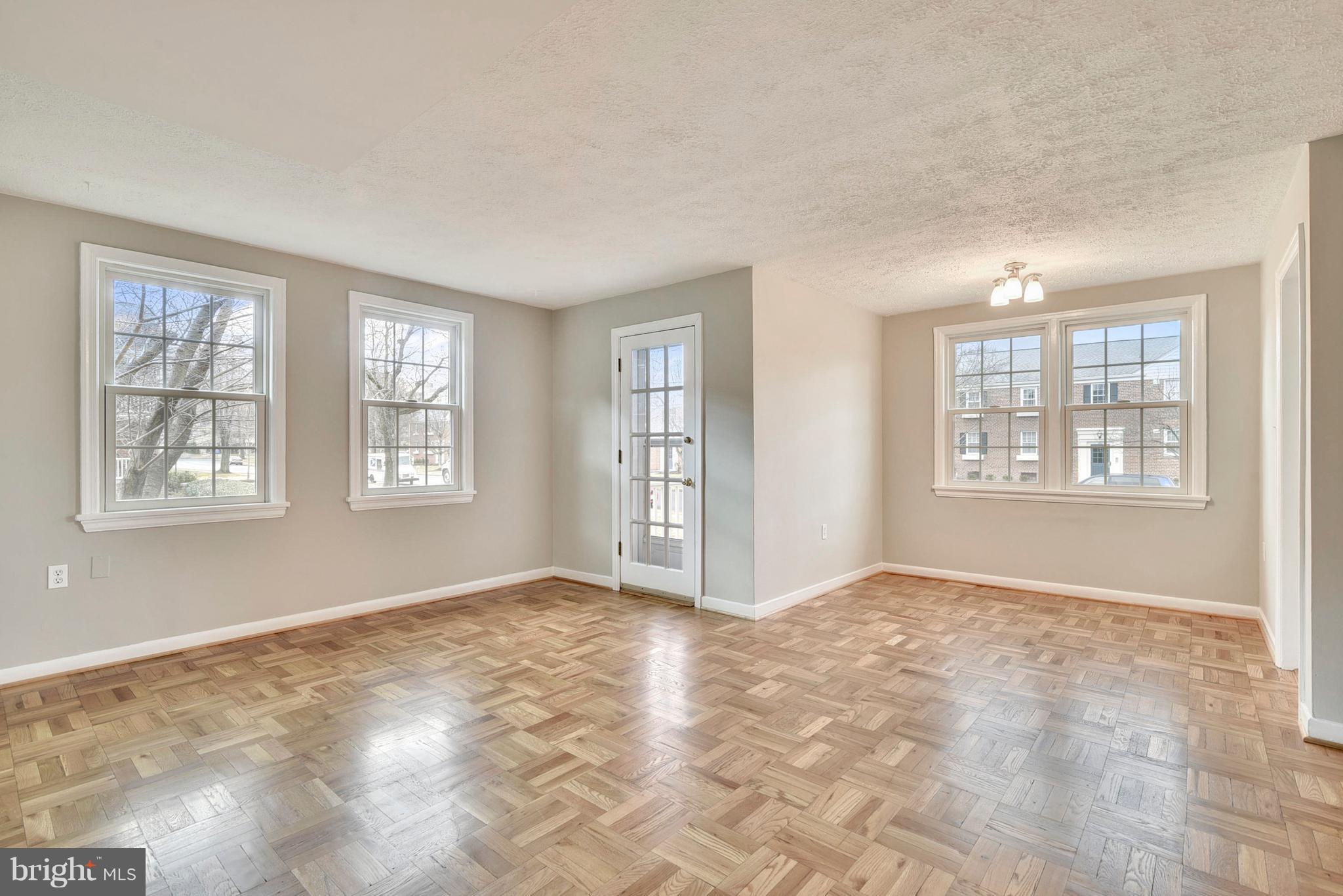 BELLE VIEW - Residential