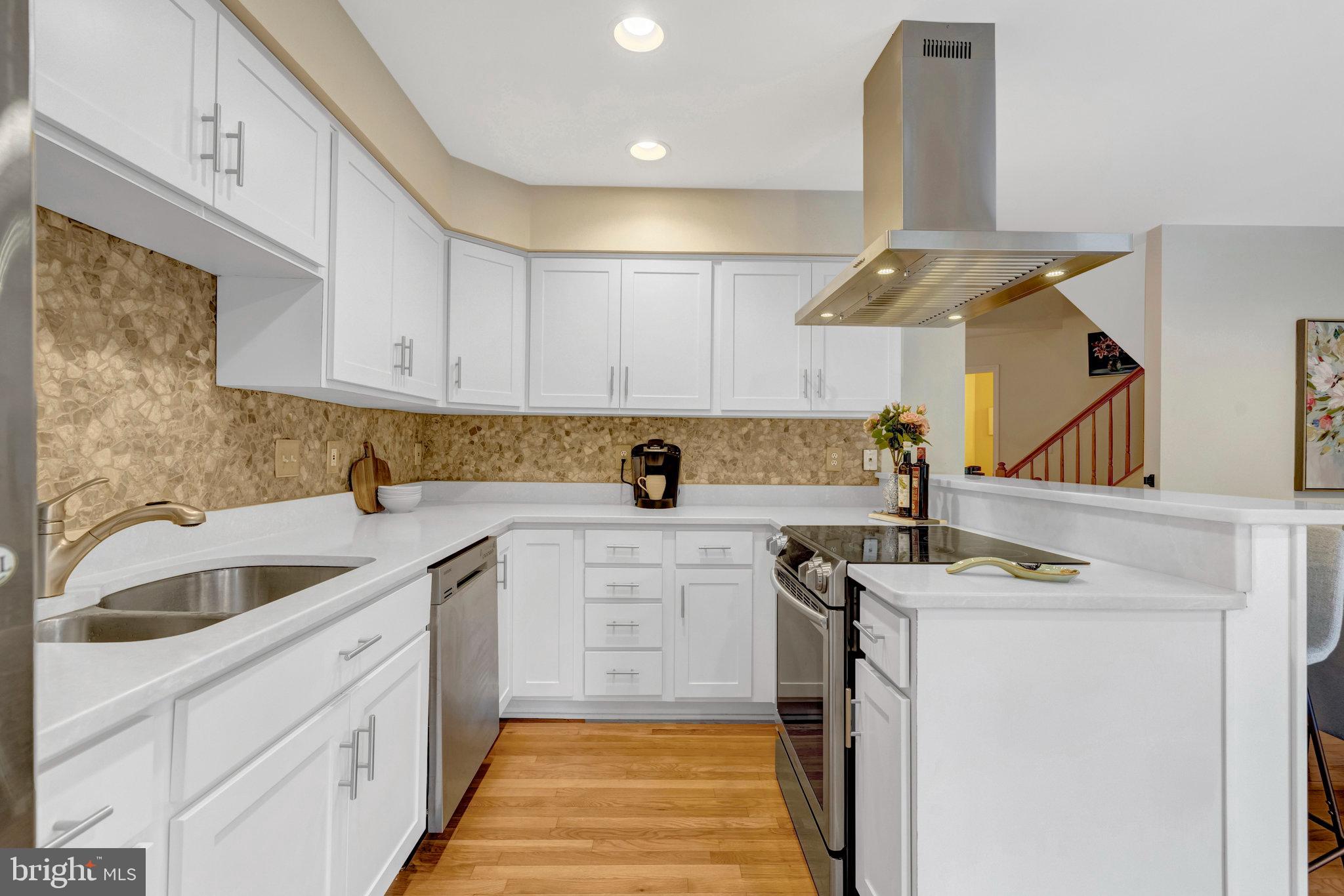 CENTRE RIDGE - Residential