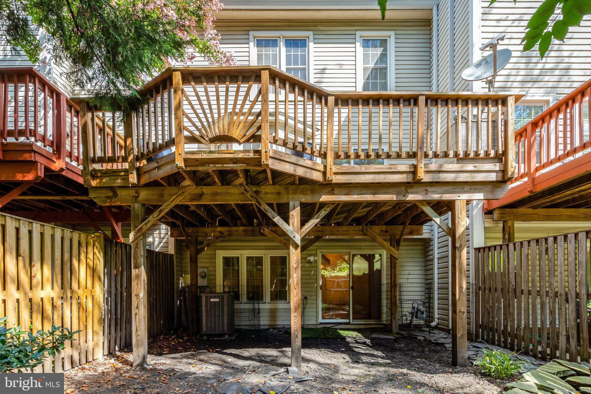 CENTRE RIDGE - Residential